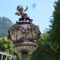 Dans le parc du château Linderhof
